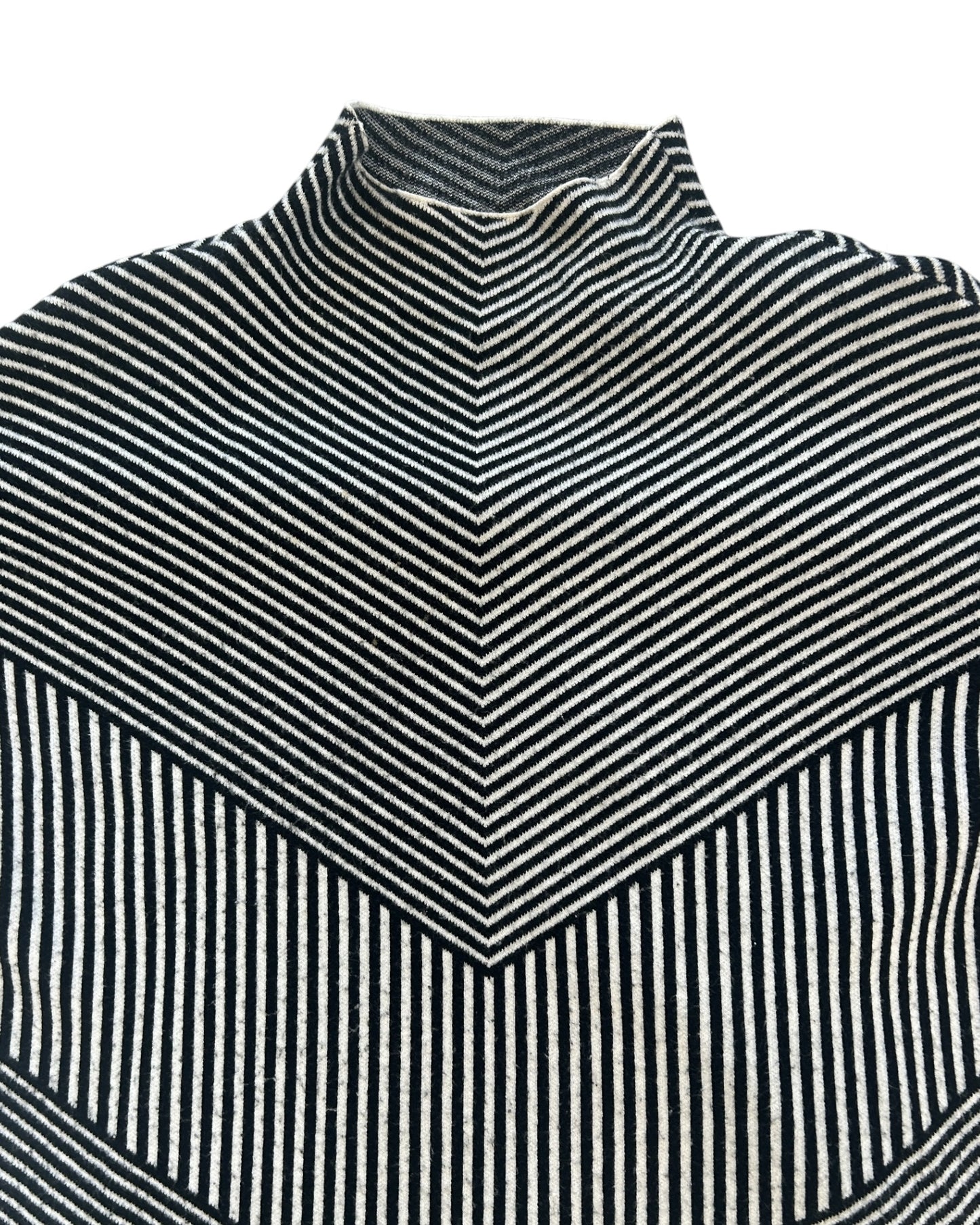 Pre-Loved Tahari Turtleneck Sweater