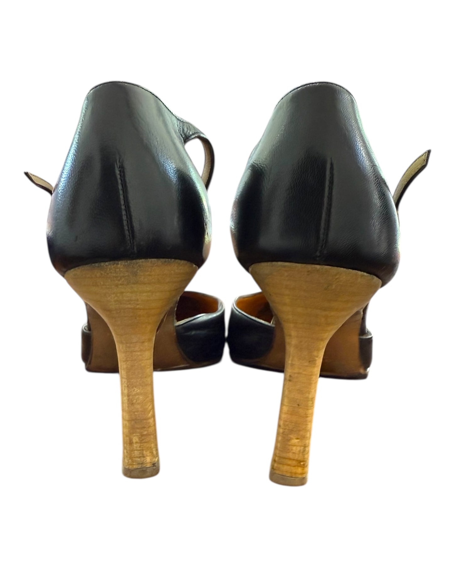 Vintage Gucci Black Pointed Toe Heels with Ankle Straps