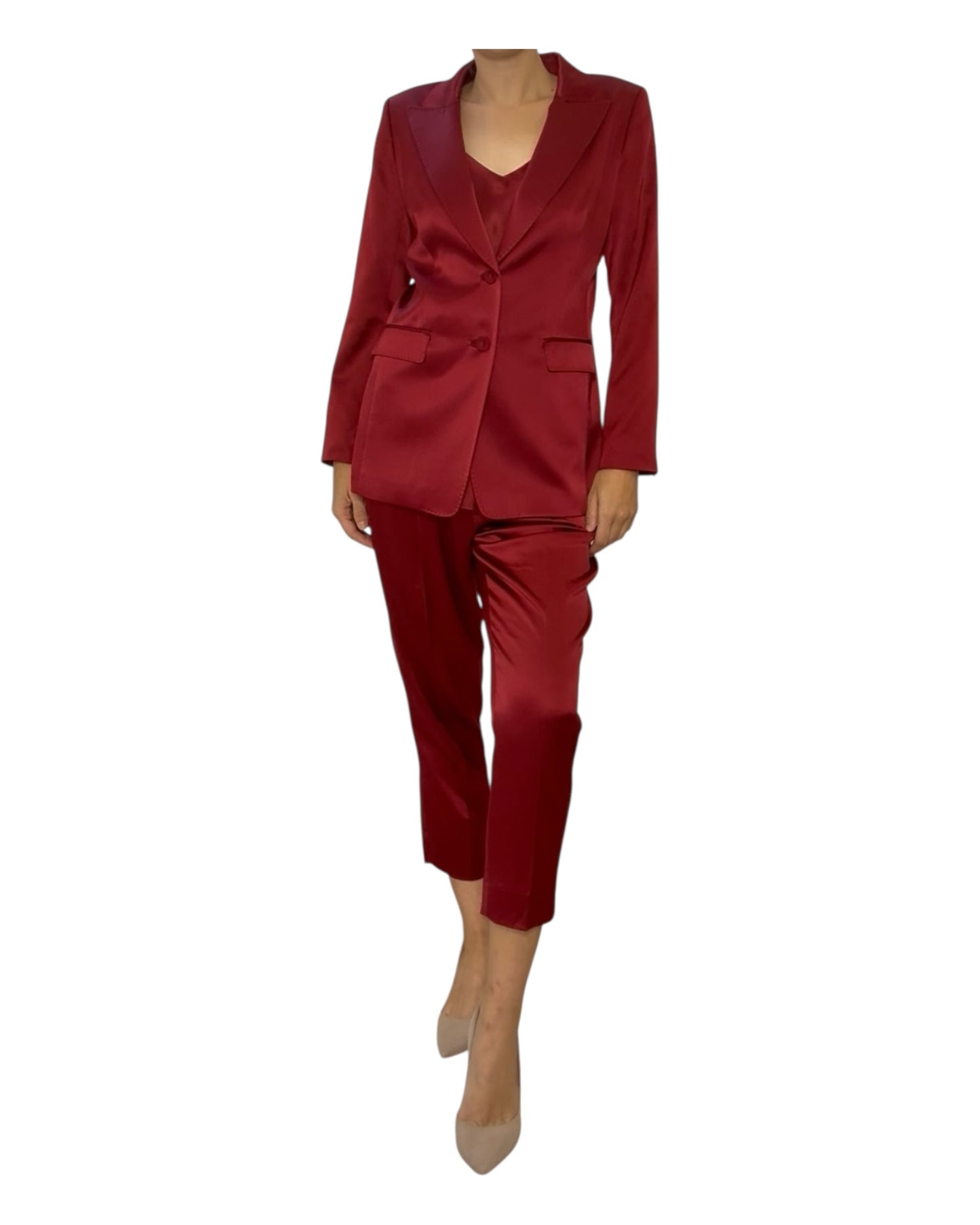 2018 Lafayette 148 Red Three-Piece Silk Suit worn by Glenn Close on the cover of The Hollywood Reporter