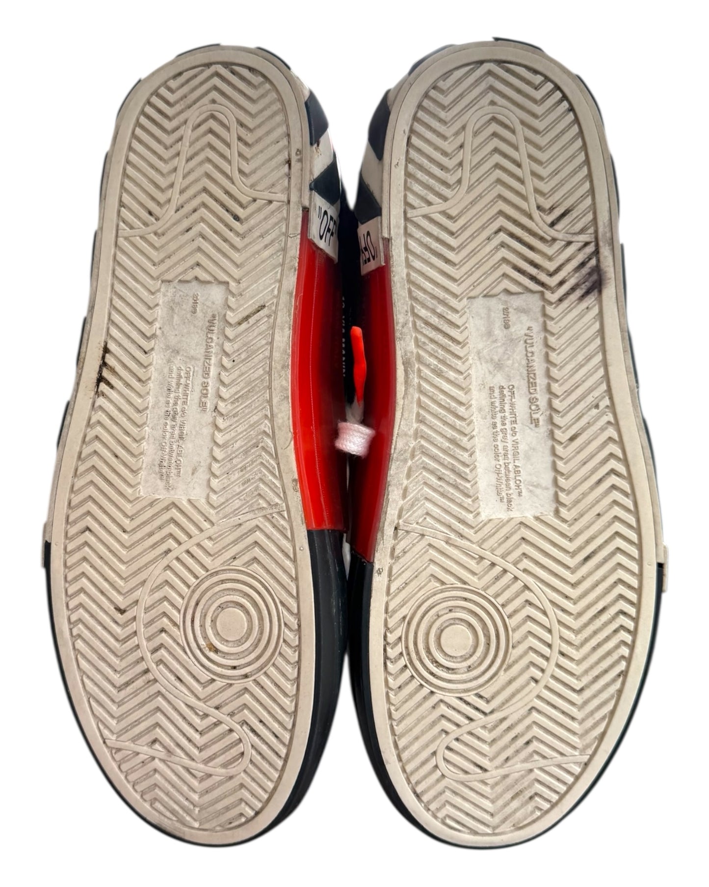 Pre-Loved 2018 Off-White Vulc Low Top Black Sneakers