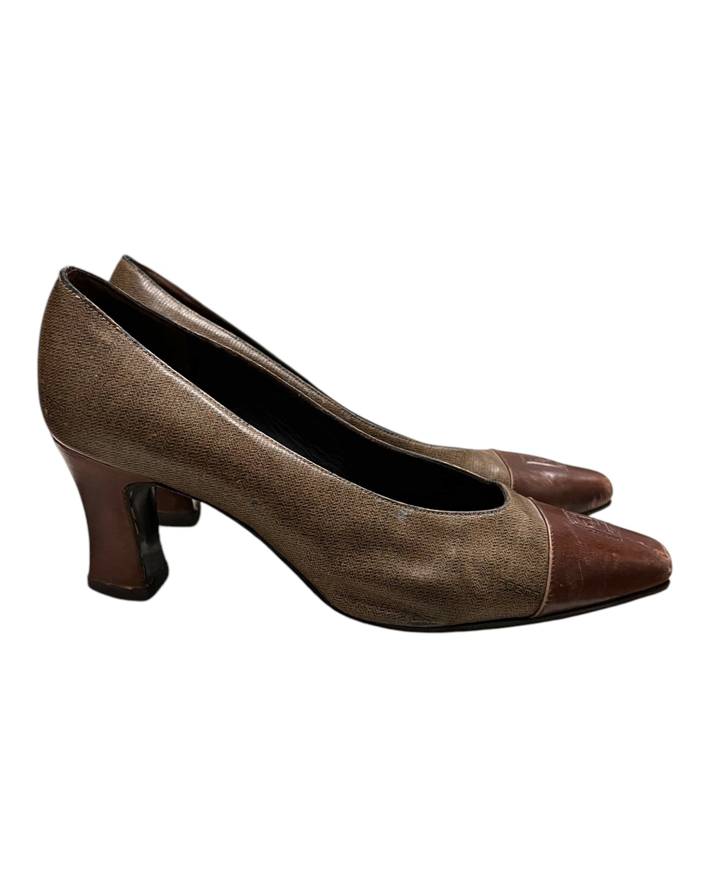 Vintage Fendi Brown Logo Pumps