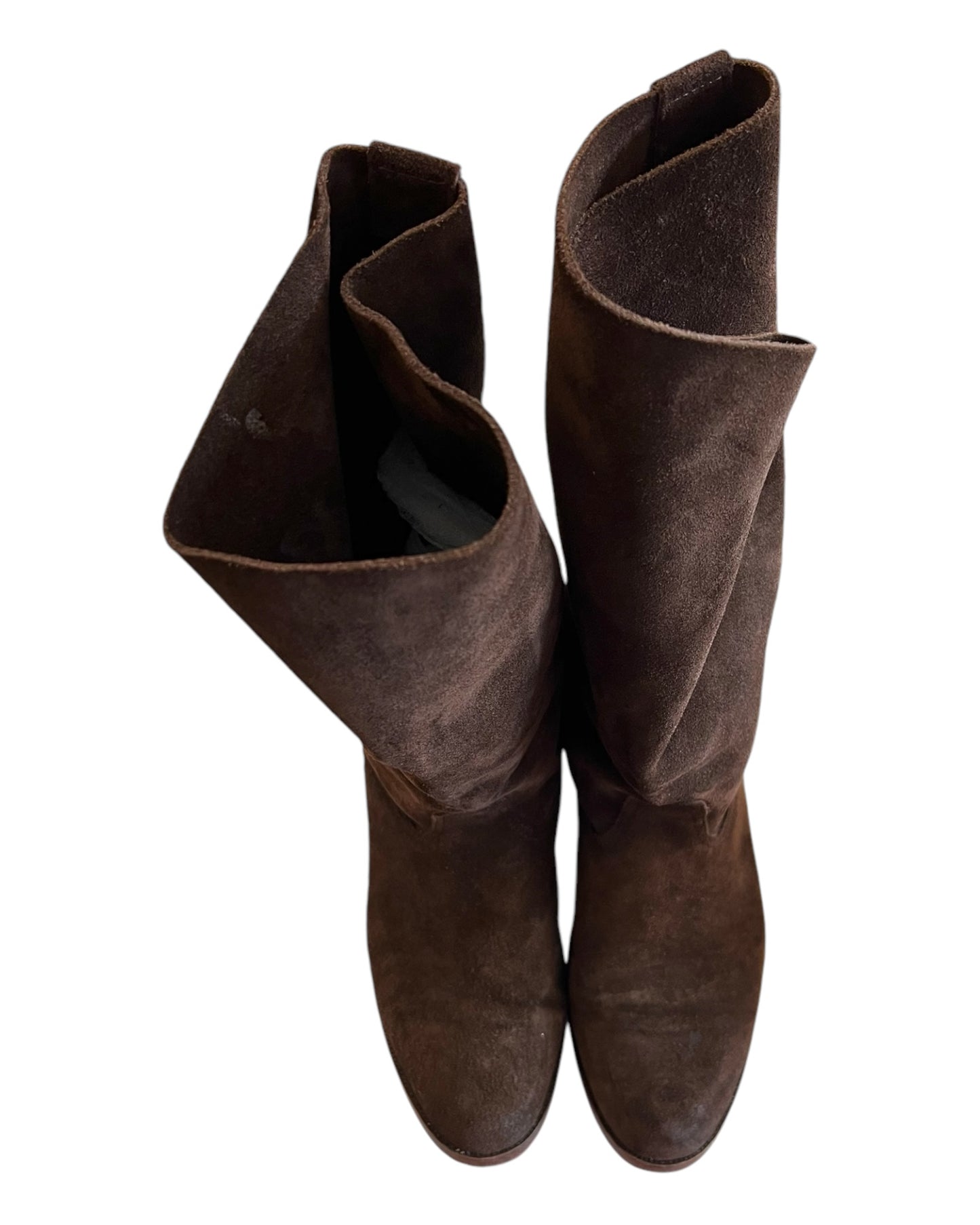Vintage Chocolate Brown Suede Argentine Riding Boots. Features rounded toe and are mid to high calf height.