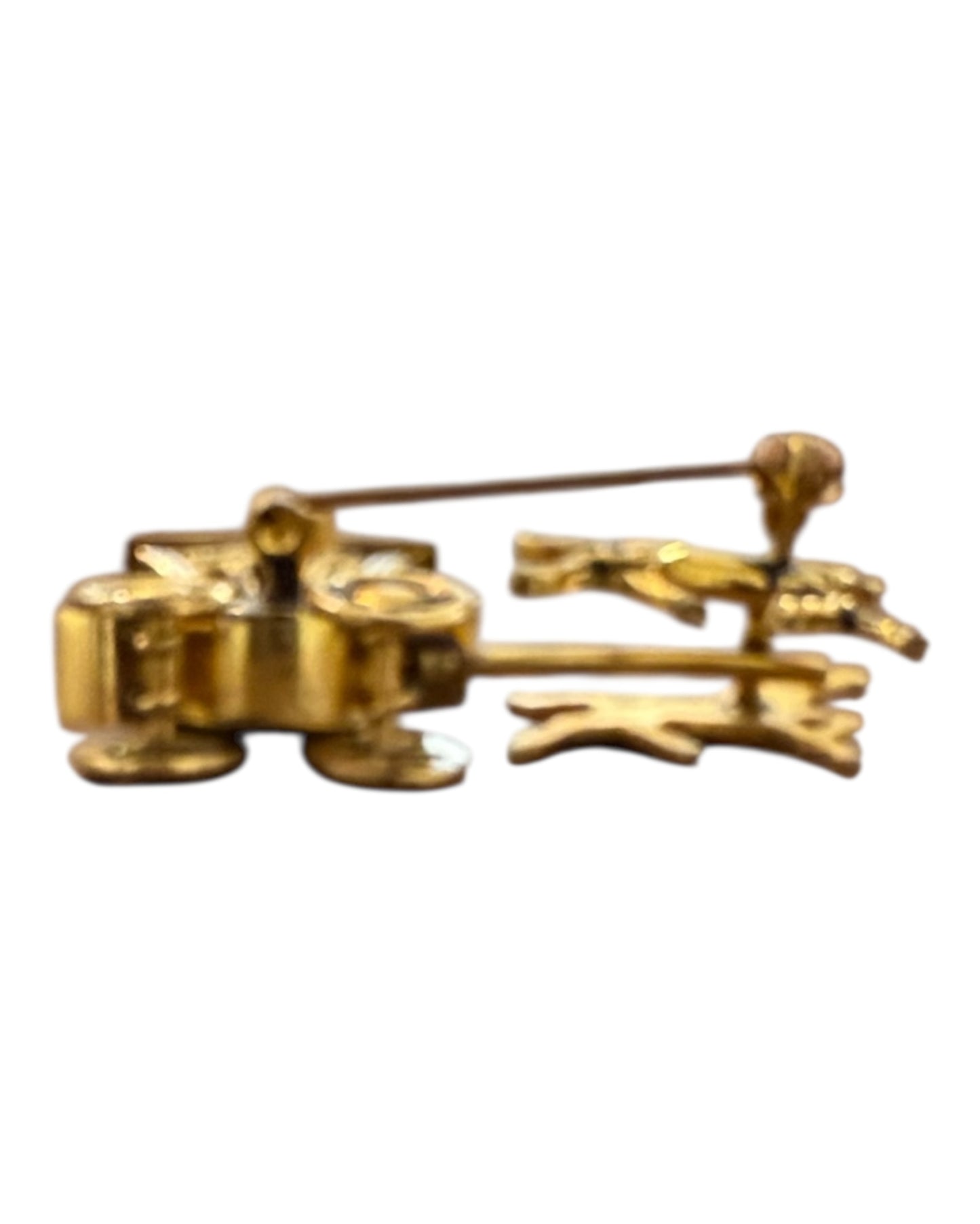 Vintage Horse and Carriage 3D Pin