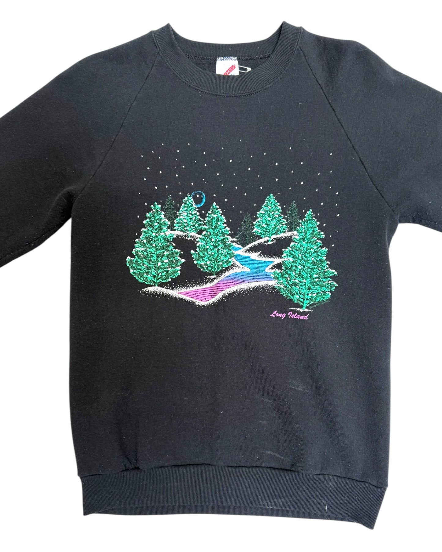 Vintage Long Island Christmas Tree Crewneck Sweatshirt