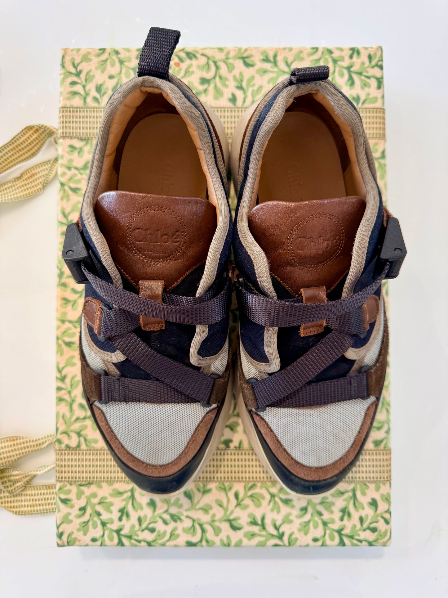 Pre-Loved 2018 Chloé Sonnie Low Top Sneakers