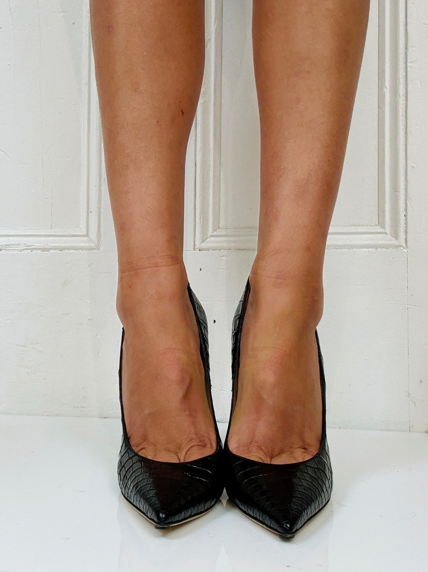 Pre-Loved Jimmy Choo Black Alligator Pumps