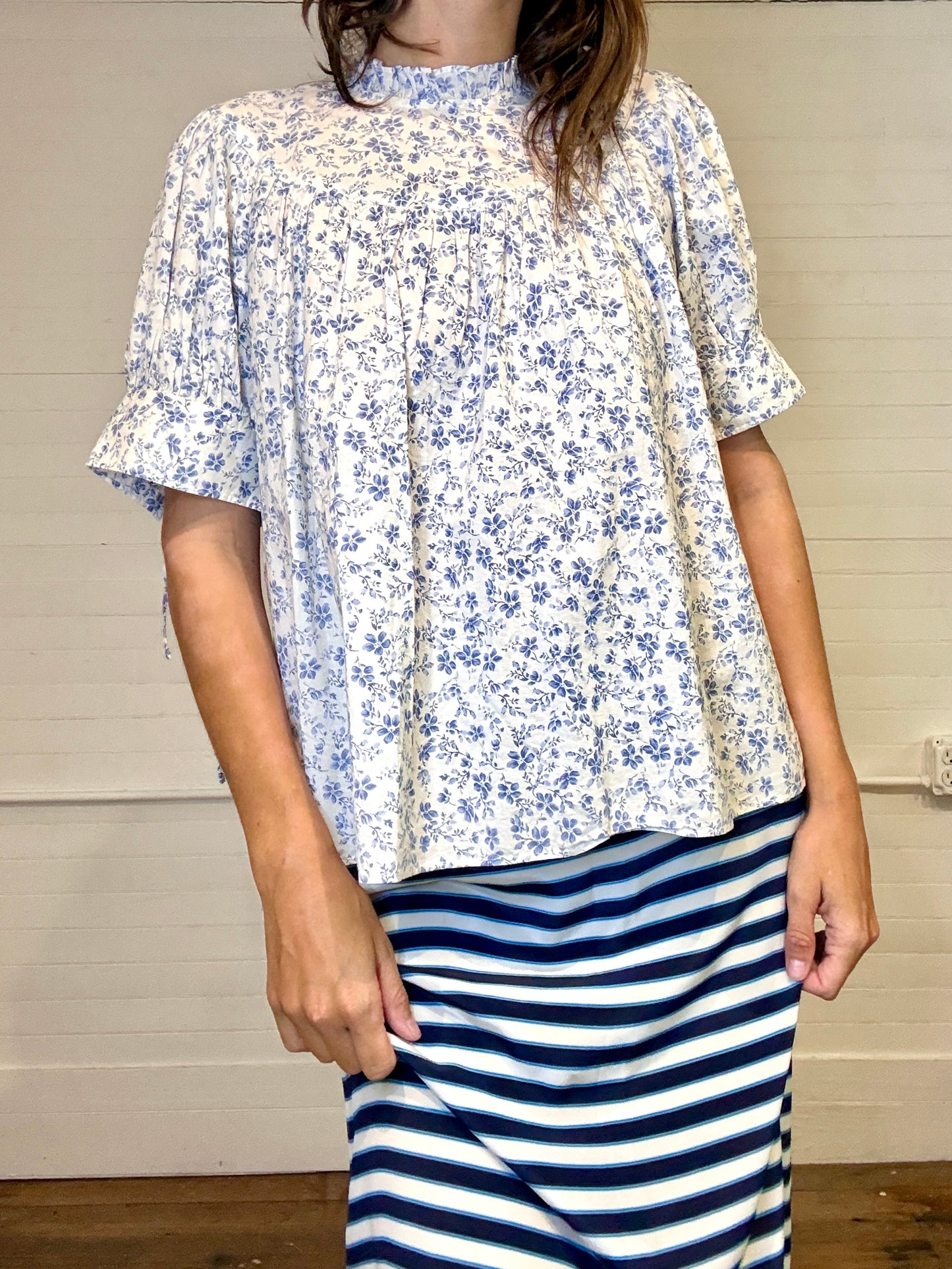 Pre-Loved POLO Ralph Lauren Blue and White Floral Blouse