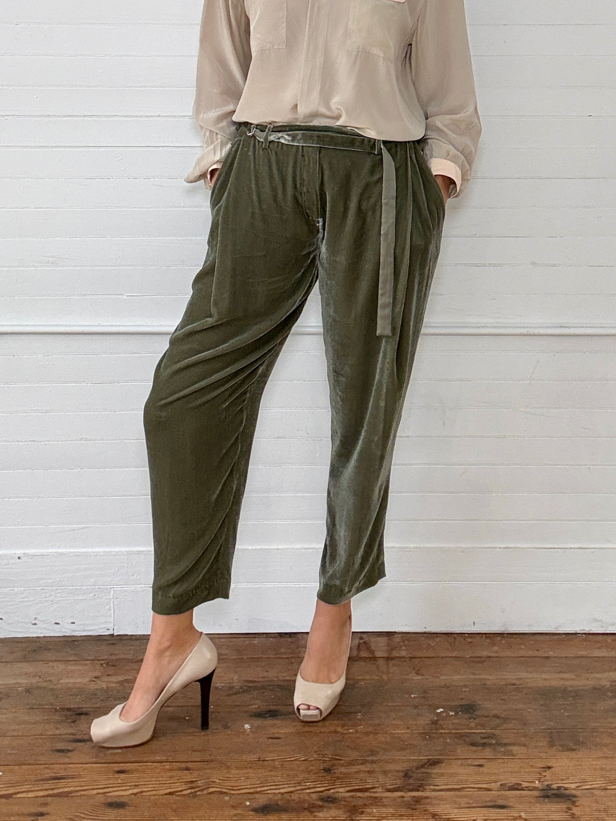 Pre-Loved Lafayette 148 Green Velvet Pants