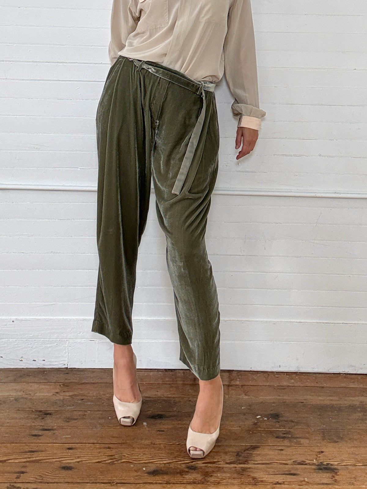 Pre-Loved Lafayette 148 Green Velvet Pants