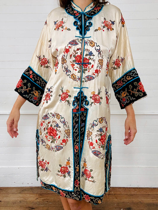 Vintage Silk Embroidered Kimono