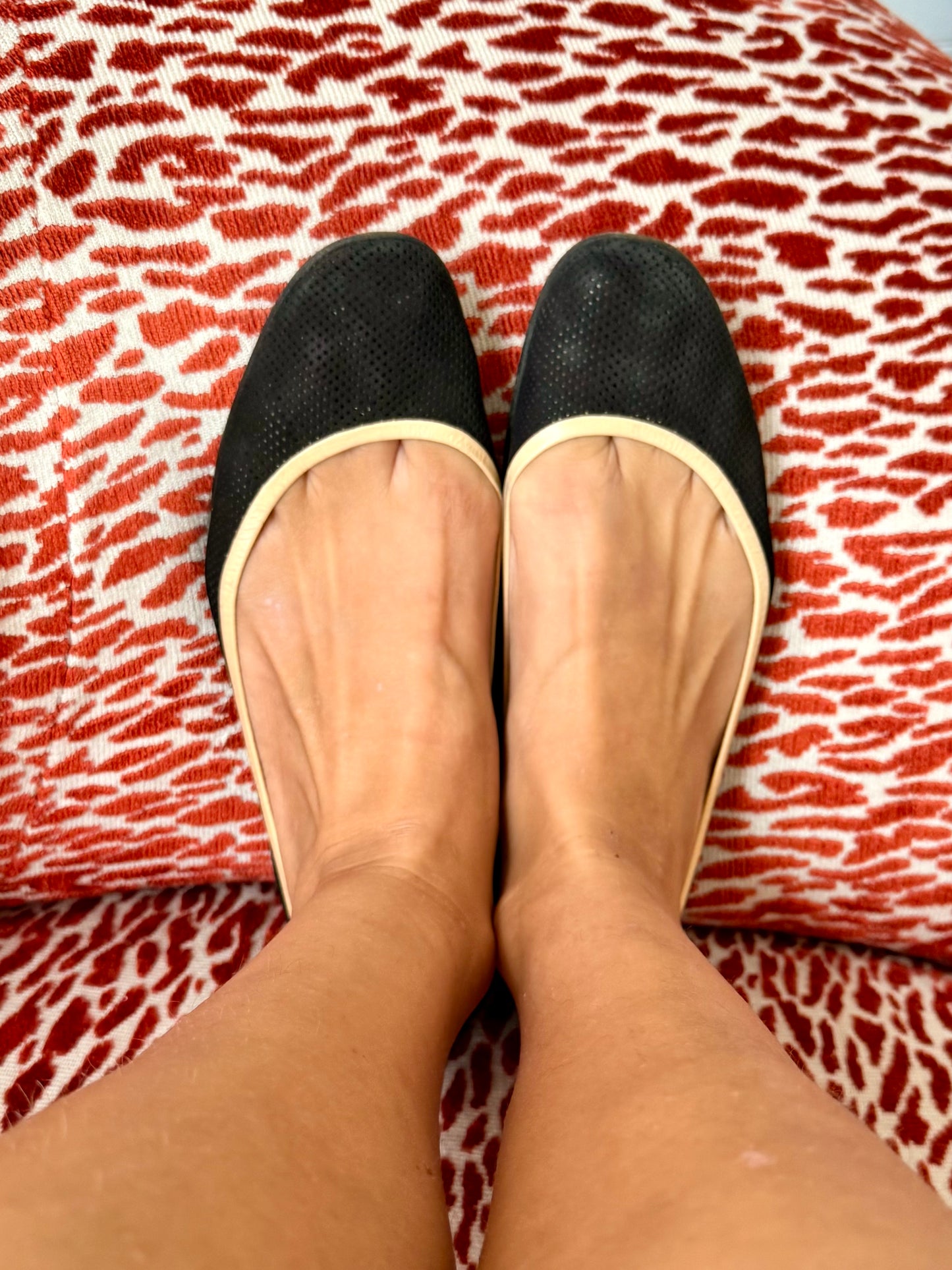 Vintage Manolo Blahnik Black Leather Ballet Flats
