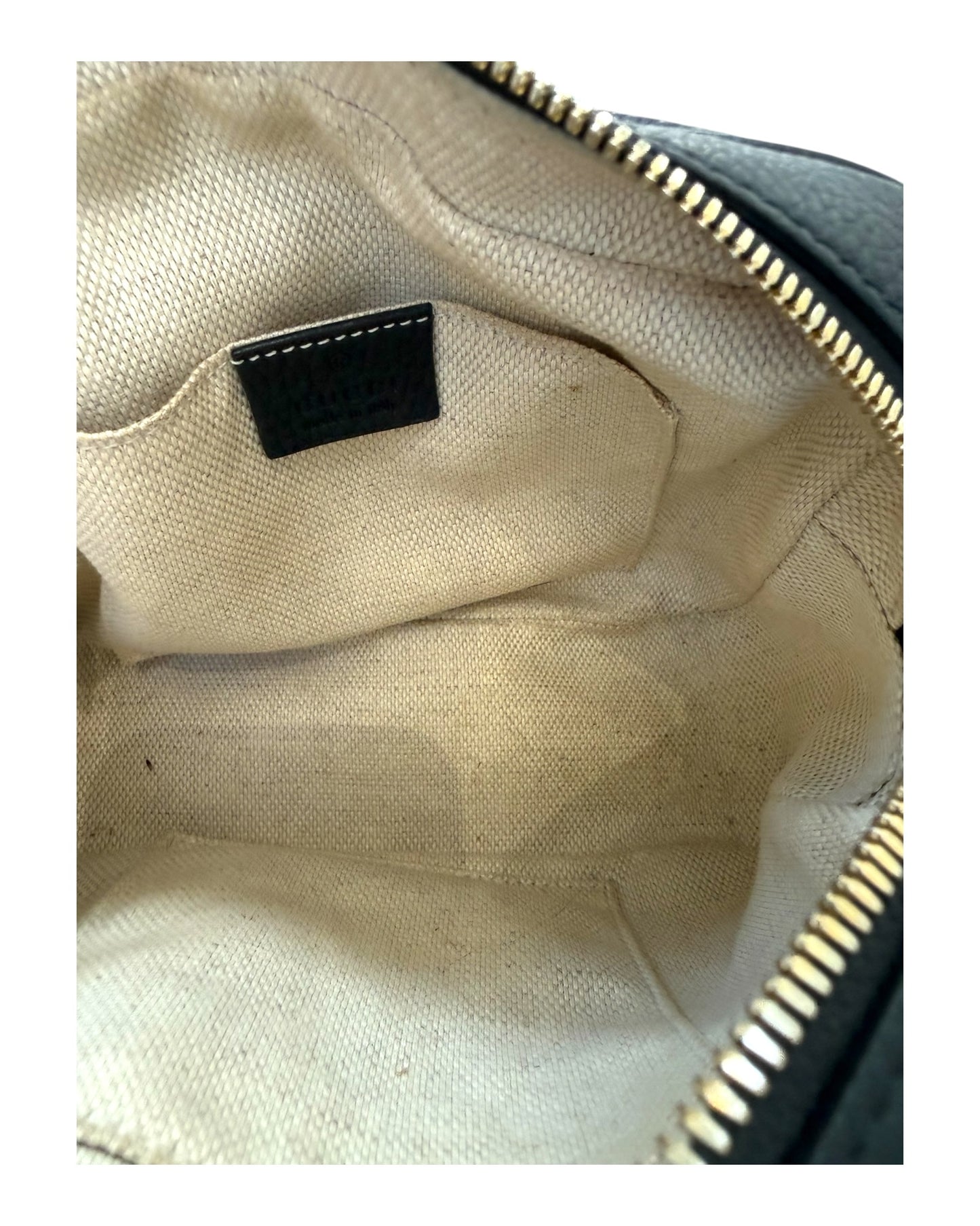 Pre-Loved Gucci Soho Disco Camera Bag in Black Leather