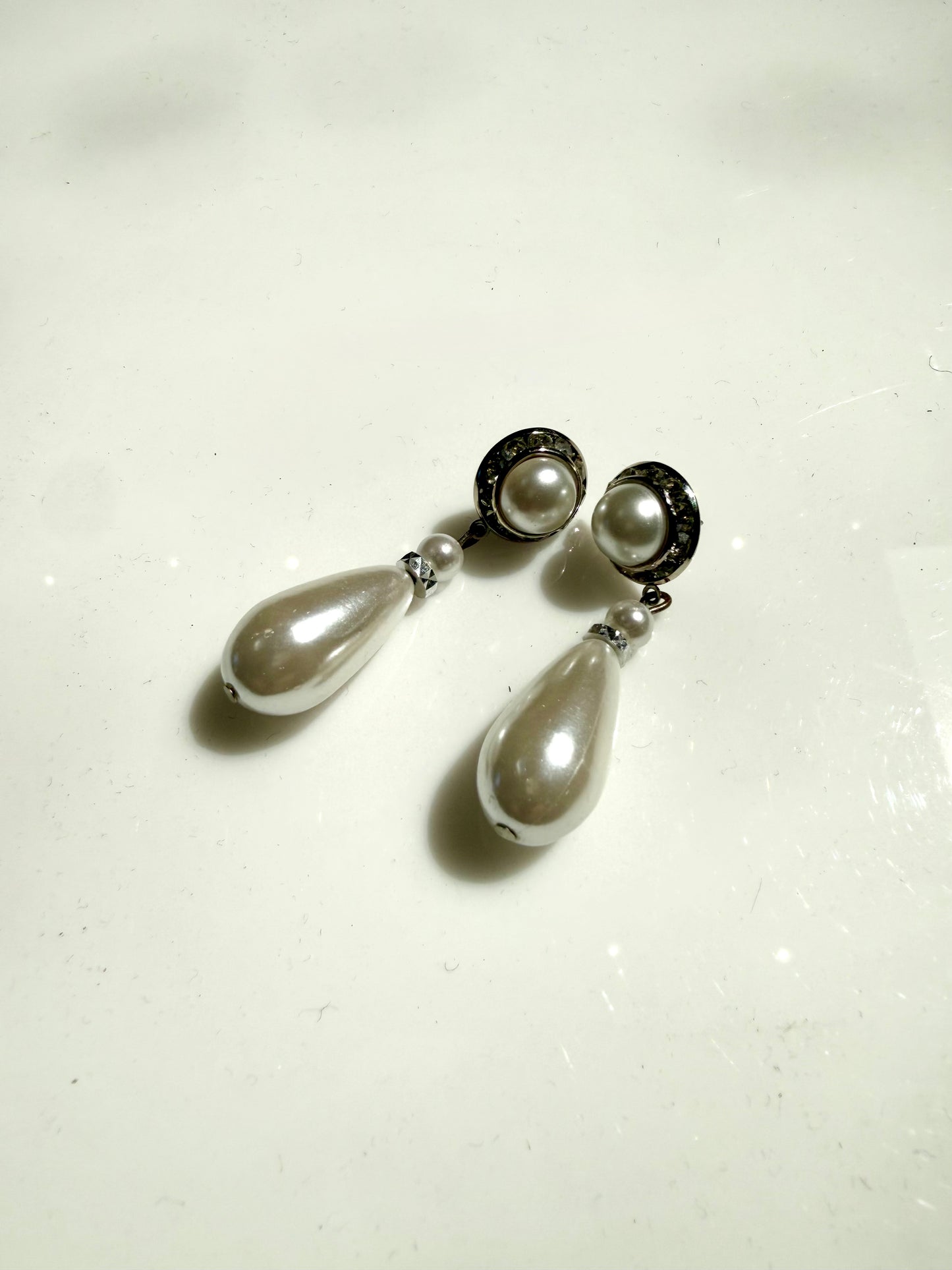 Vintage Dangly Pearl Earrings