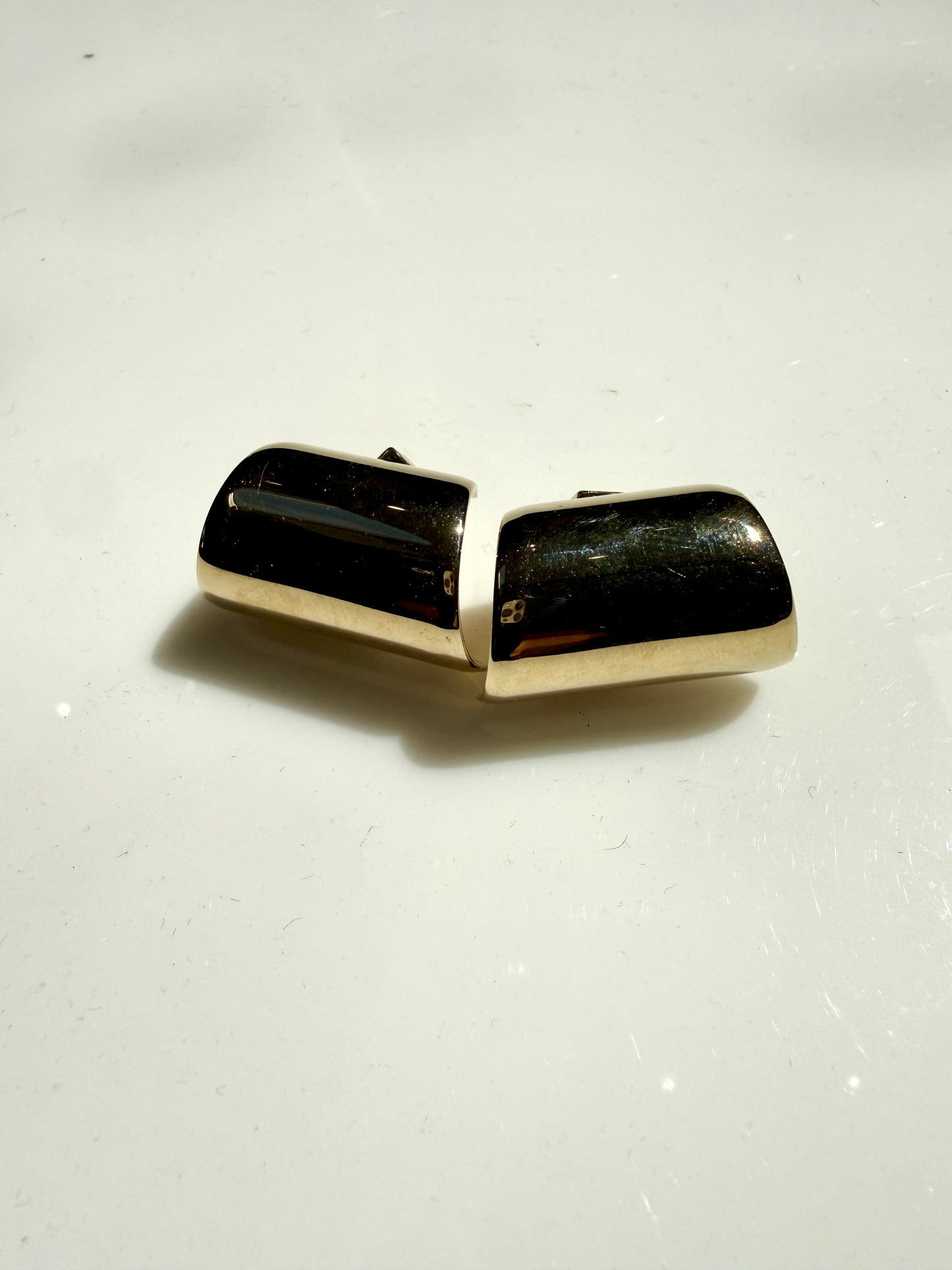 Pre-Loved Lafayette 148 Gold Earrings