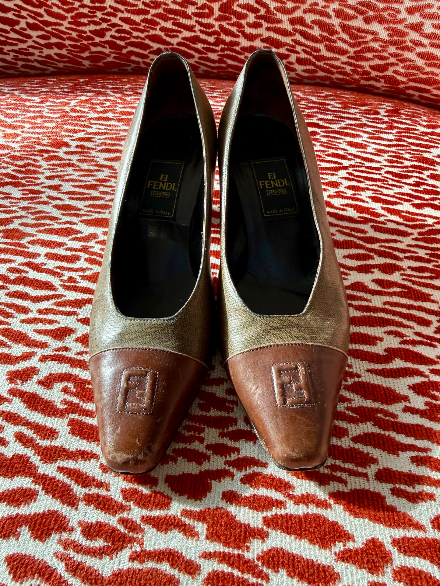 Vintage Fendi Brown Logo Pumps