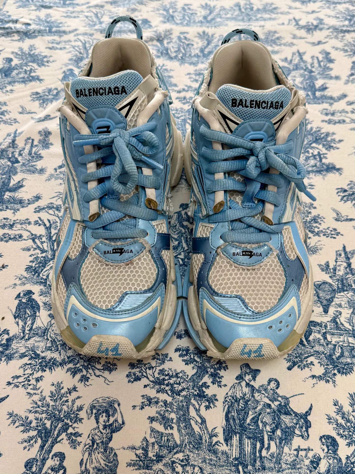 Pre-Loved Balenciaga Runner Sneakers