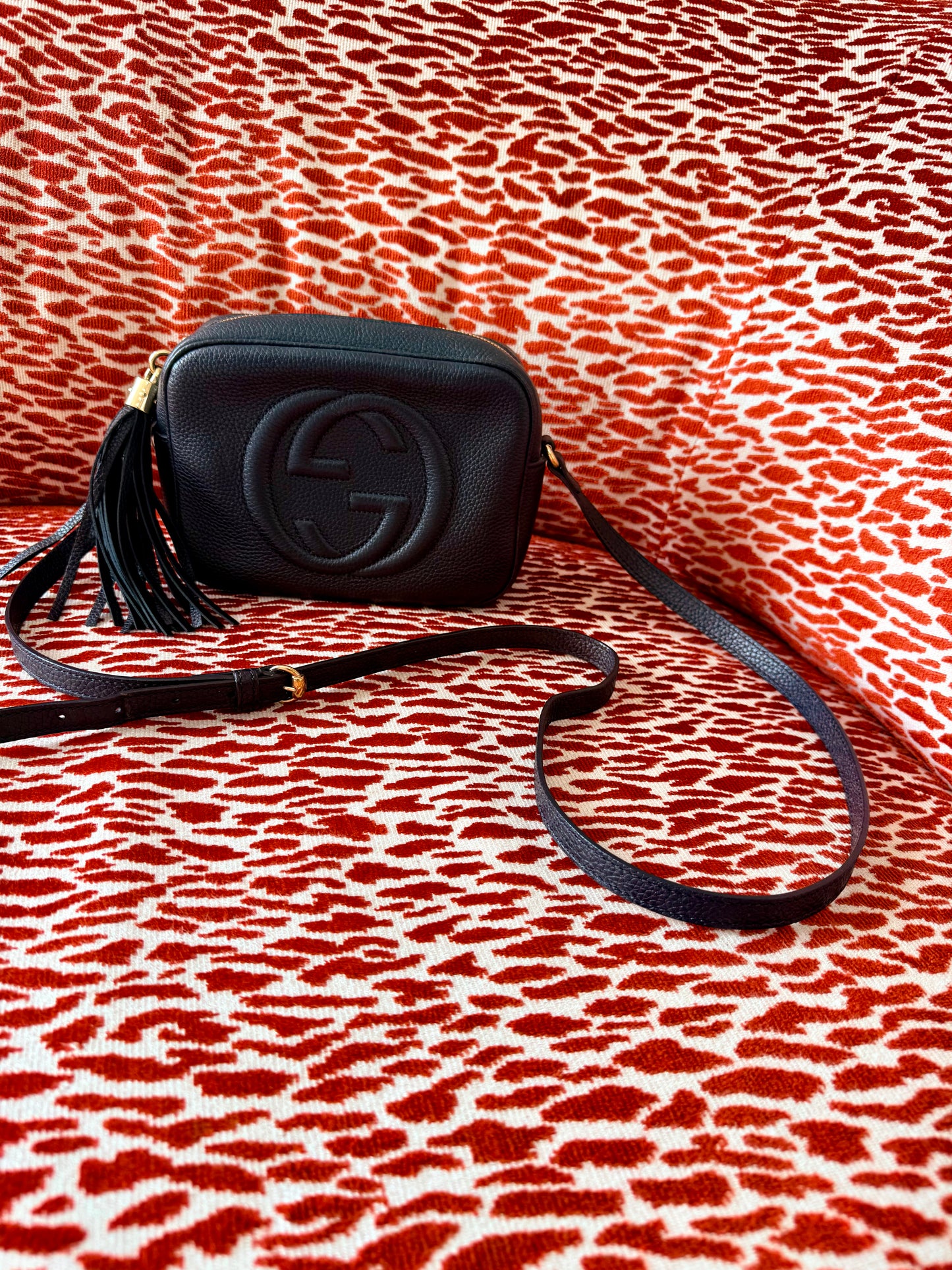 Pre-Loved Gucci Soho Disco Camera Bag in Black Leather