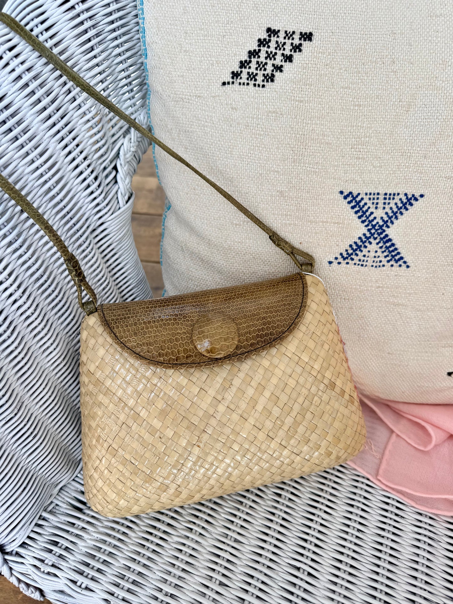 Vintage Woven Shoulder Bag with Lizard Leather