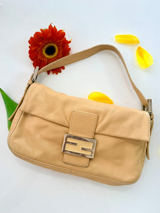 Vintage 2000 Fendi Leather Baguette