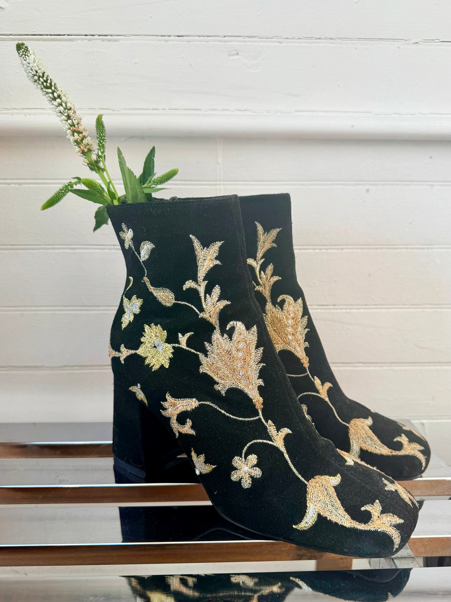 Vintage Embroidered Black Booties