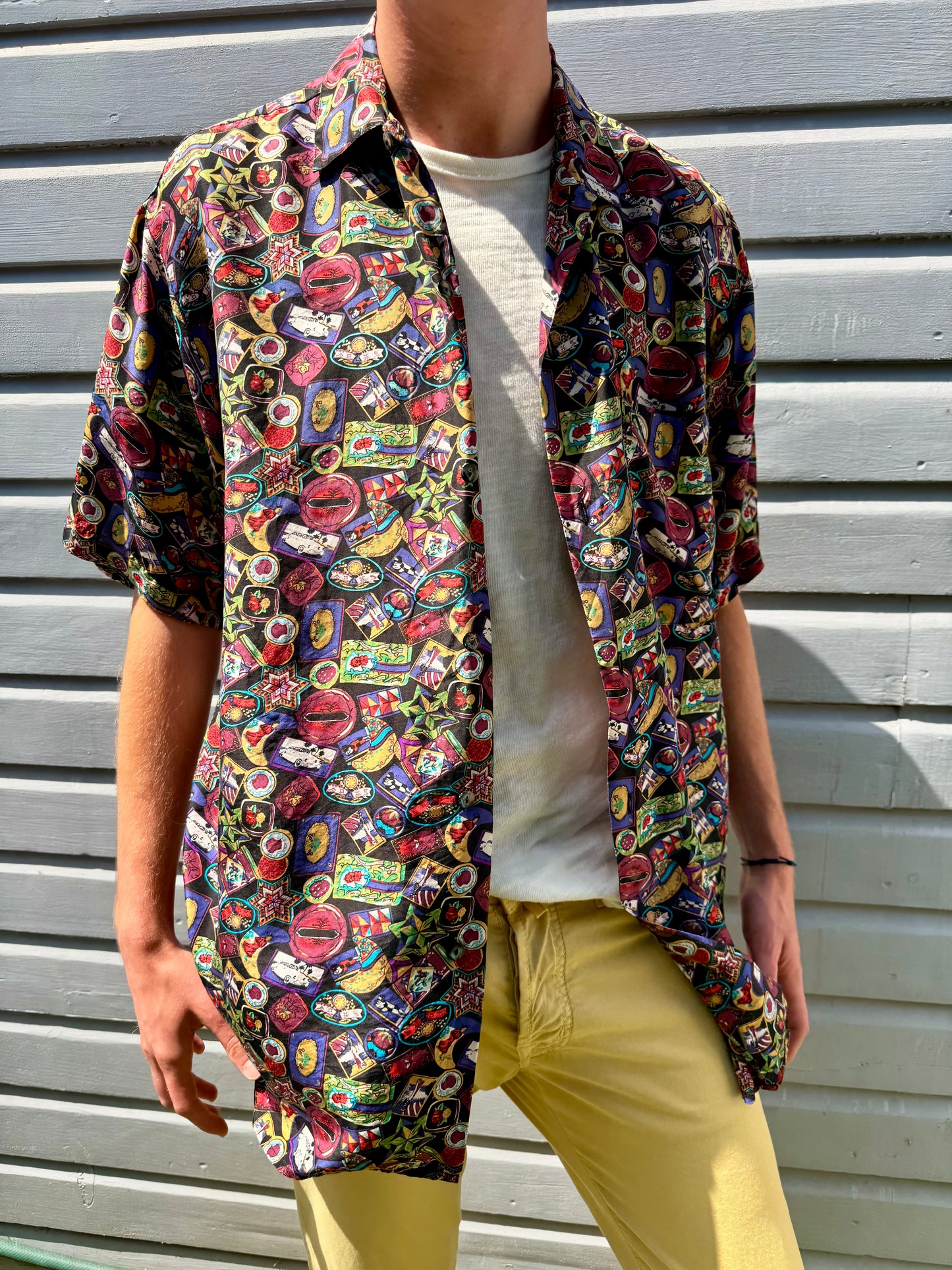 Vintage 1990 Camel Cigarettes Multicolor Postcard Silk Button-Up Top