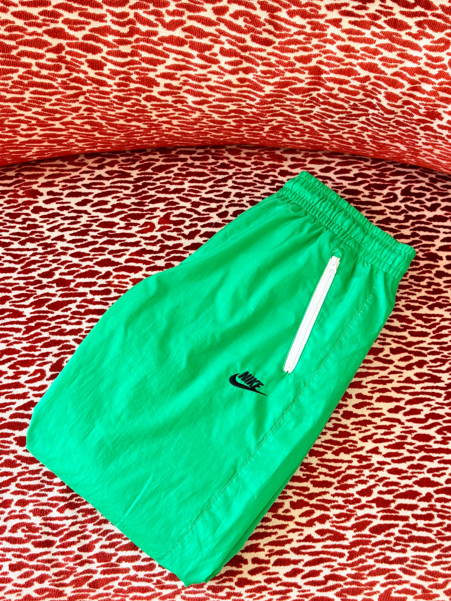 Pre-Loved Nike Green Windbreaker Joggers