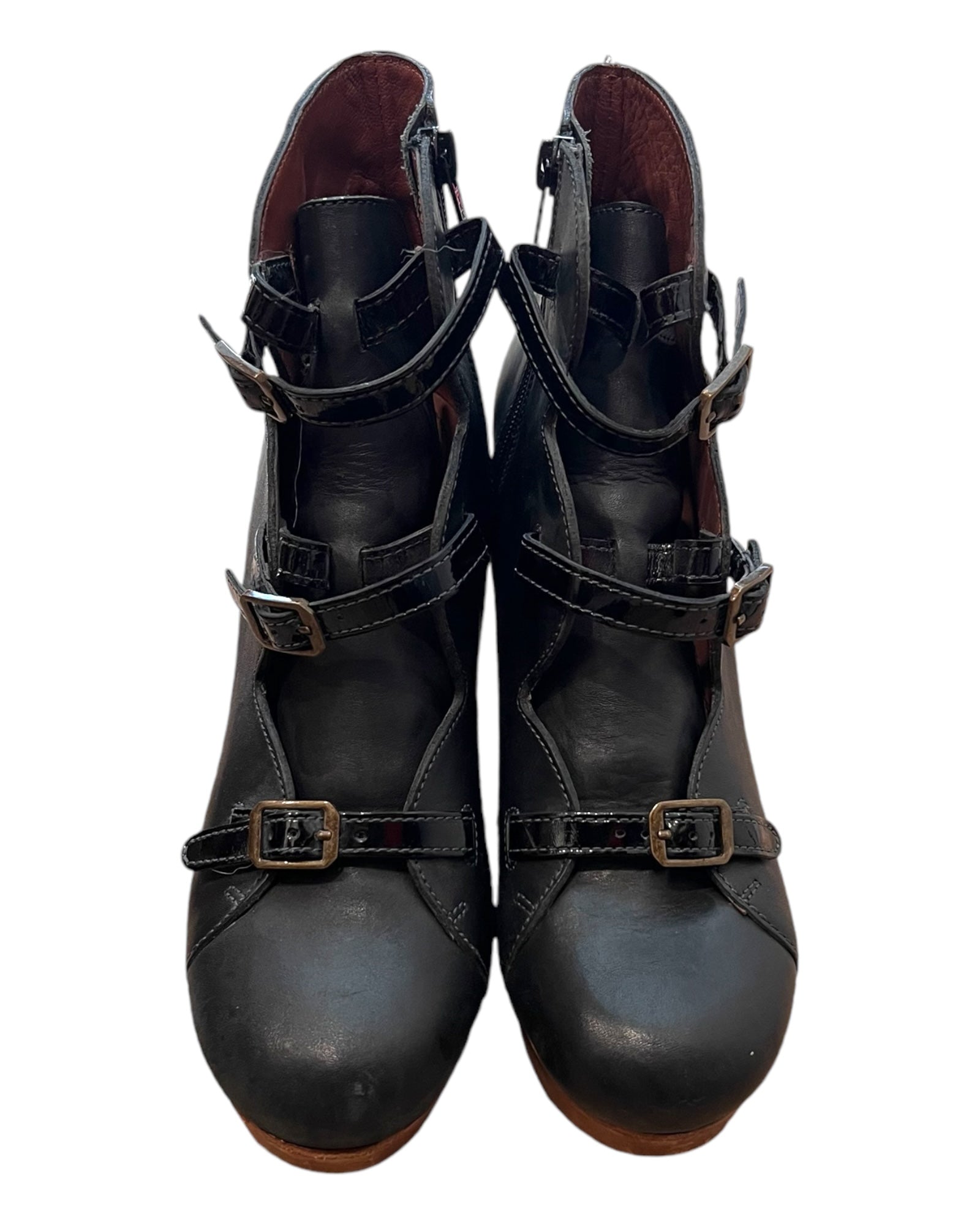 Vintage Chloé Black Leather Platform Heels. Features three buckle details. 