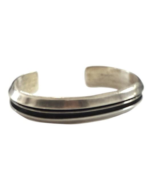 Vintage Tom Hawk Sterling Silver Black and Silver Cuff