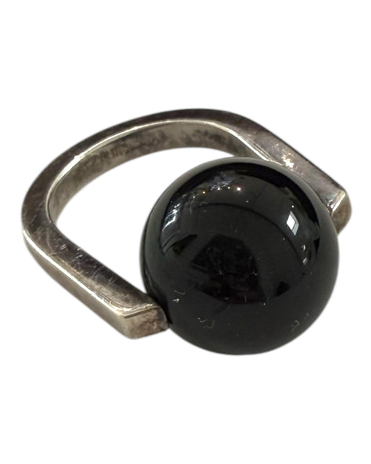Vintage Sterling Silver and Black Onyx Ring