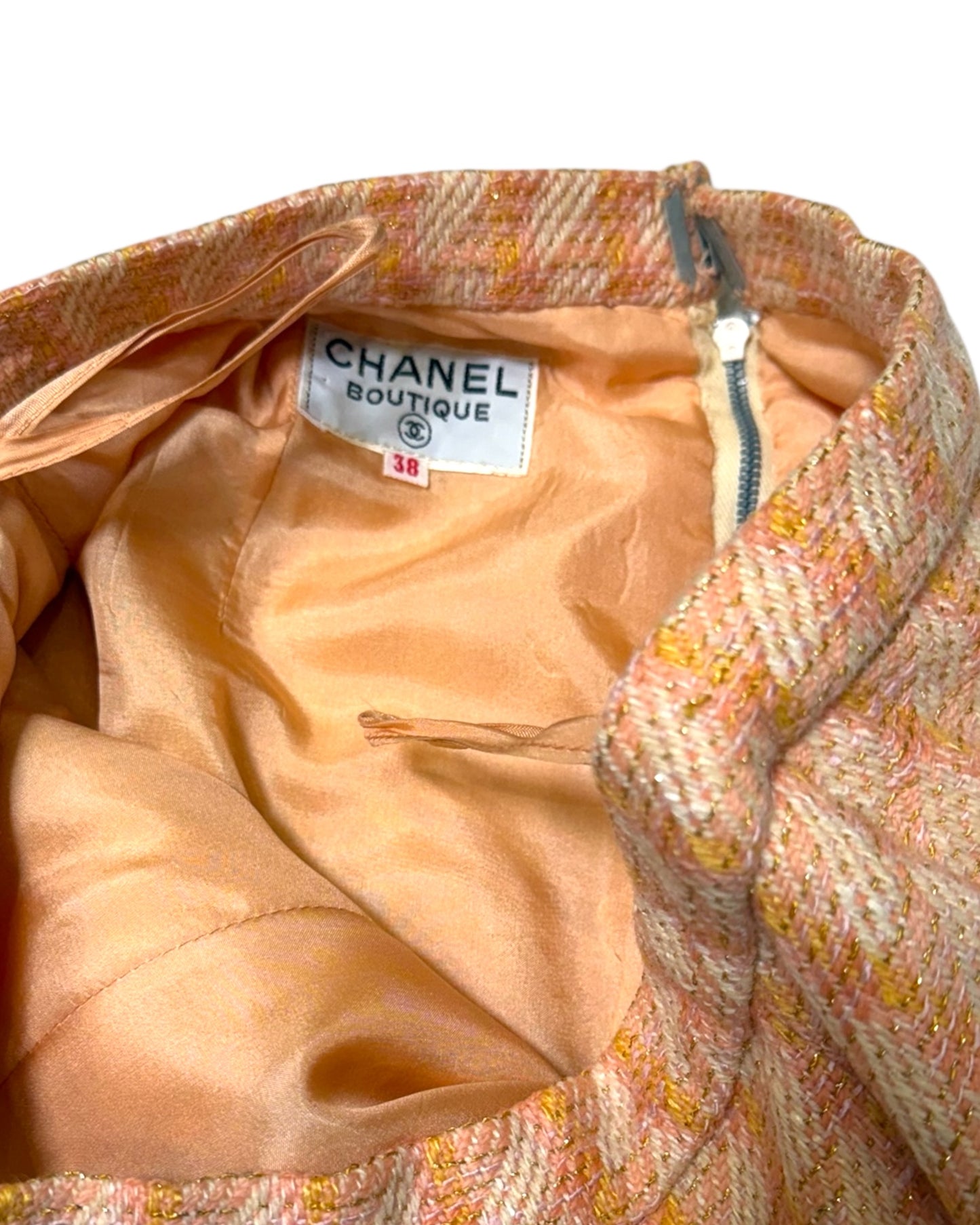 Vintage Chanel Pink Pencil Skirt with Gold Chain Detail